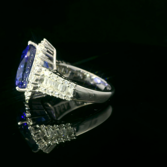 9卡水滴型坦桑石戒指/9ct Pear Tanzanite Diamond Ring