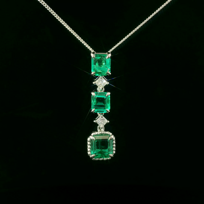 Elegant Emerald Pendant Necklace