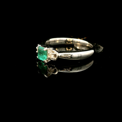 綠寶石戒指 / Emerald Ring