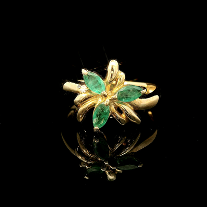 綠寶石戒指 / Emerald Ring