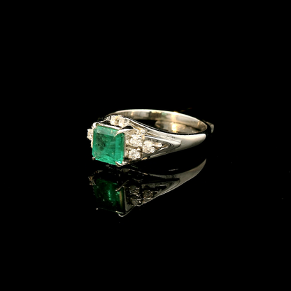 綠寶石戒指 / Emerald Ring