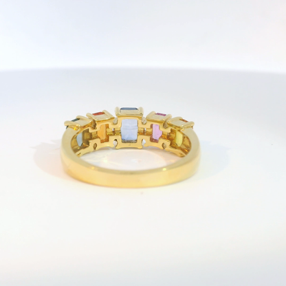 彩色寶石戒指  / Rainbow Sapphire Ring