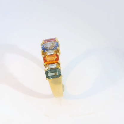 彩色寶石戒指  / Rainbow Sapphire Ring