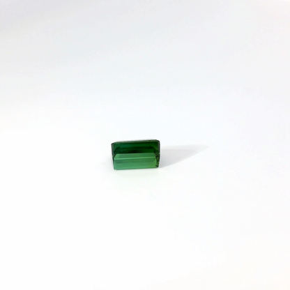 2.03卡綠碧璽 / 2.03ct Green Tourmaline Emerald Cut
