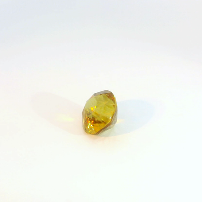 5.93卡巴基斯坦鉻榍石 / 5.93ct CHROME SPHENE Oval Cut