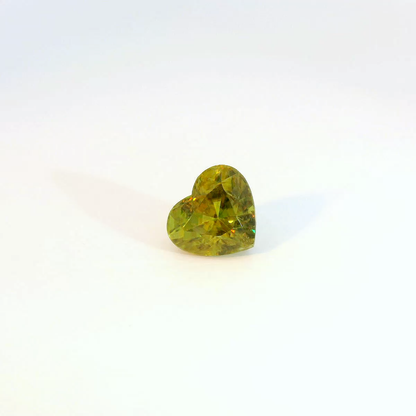 4.61卡巴基斯坦鉻榍石 / 4.61ct CHROME SPHENE Heart Cut 4.61ct