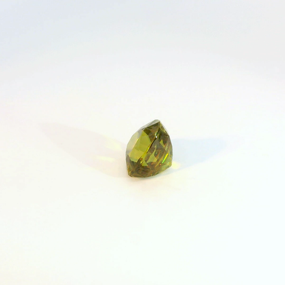 4.61卡巴基斯坦鉻榍石 / 4.61ct CHROME SPHENE Heart Cut 4.61ct