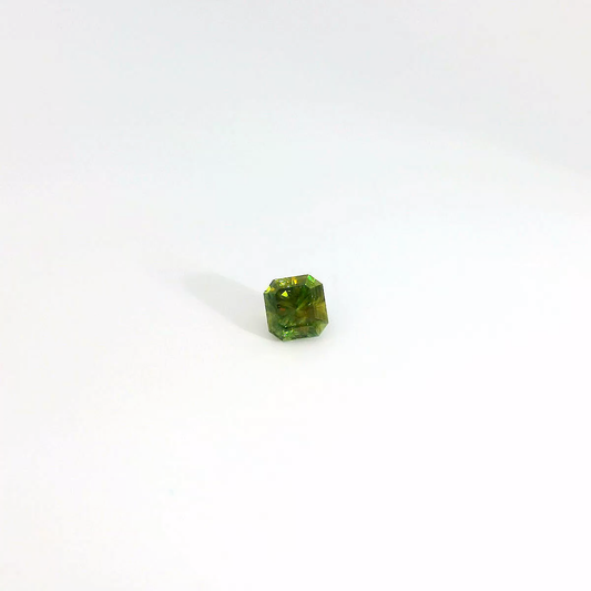 0.781卡巴基斯坦鉻榍石 / 0.781ct CHROME SPHENE Emerald Cut