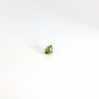 0.653卡巴基斯坦鉻榍石 / 0.653ct CHROME SPHENE Emerald Cut