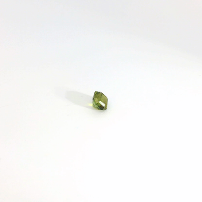 0.653卡巴基斯坦鉻榍石 / 0.653ct CHROME SPHENE Emerald Cut