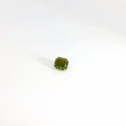 0.81卡巴基斯坦鉻榍石 / 0.81ct CHROME SPHENE Emerald Cut