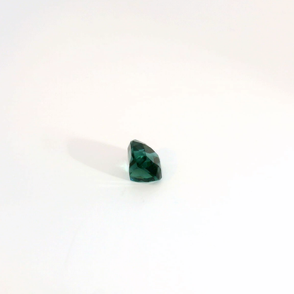 2.018卡阿富汗湖水藍碧璽 / BLUE TOURMALINE Cushion Cut 2.018CT