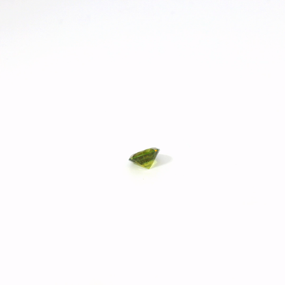0.64卡巴基斯坦鉻榍石 / 0.64ct CHROME SPHENE Round Cut