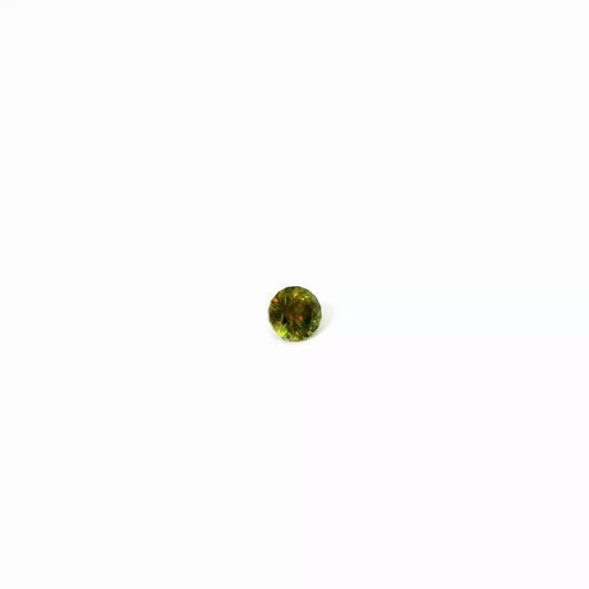 0.62卡巴基斯坦鉻榍石 / 0.62ct CHROME SPHENE Round Cut