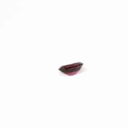 3.958卡玫瑰石榴石 / 3.958ct RHODORITE GARNET Oval Cut