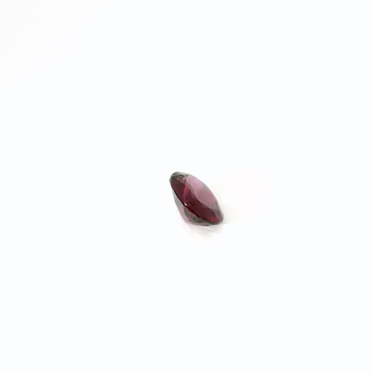 3.958卡玫瑰石榴石 / 3.958ct RHODORITE GARNET Oval Cut