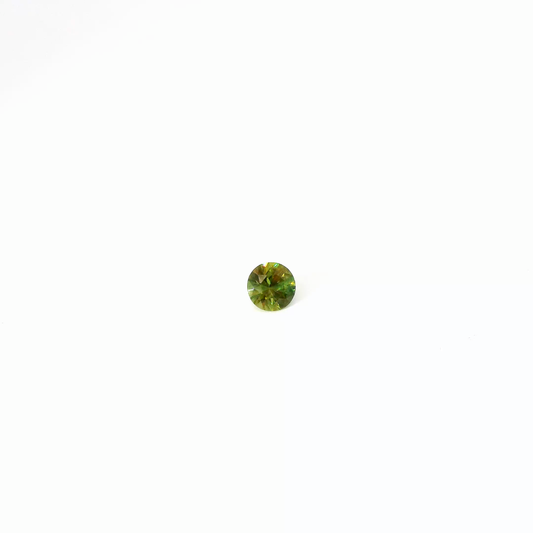 0.49卡巴基斯坦鉻榍石 / 0.49ct CHROME SPHENE Round Cut