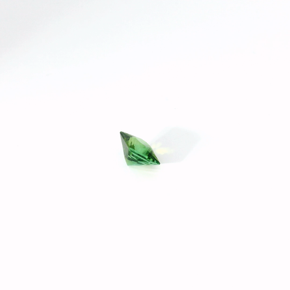1.967卡綠色碧璽 / 1.967ct GREEN TOURMALINE Princess Cut