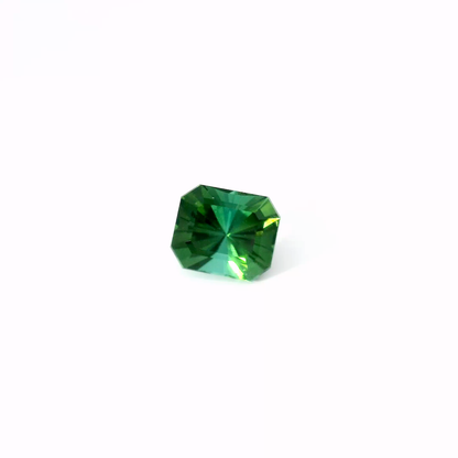 4.781卡綠色碧璽 / 4.781ct GREEN TOURMALINE Emerald Cut