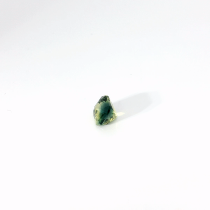 2.038卡綠色藍寶石 /  2.038ct SAPPHIRE Green Emerald Cut