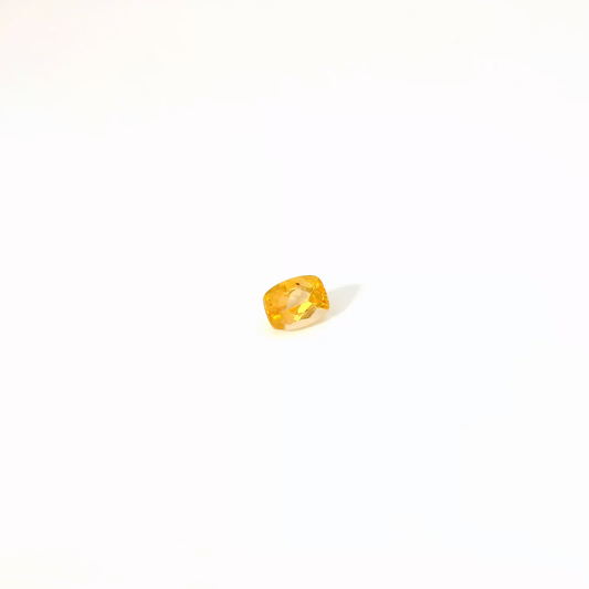 0.681卡帝王托帕石 / 0.681ct IMPERIAL TOPAZ Cushion Cut Gold