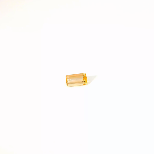 0.955卡帝王托帕石 / 0.955ct IMPERIAL TOPAZ Emerald Cut Gold
