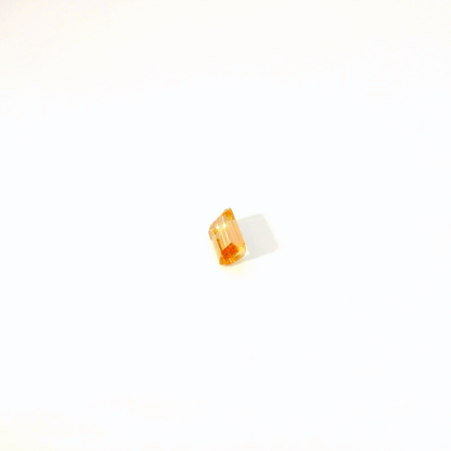 0.955卡帝王托帕石 / 0.955ct IMPERIAL TOPAZ Emerald Cut Gold
