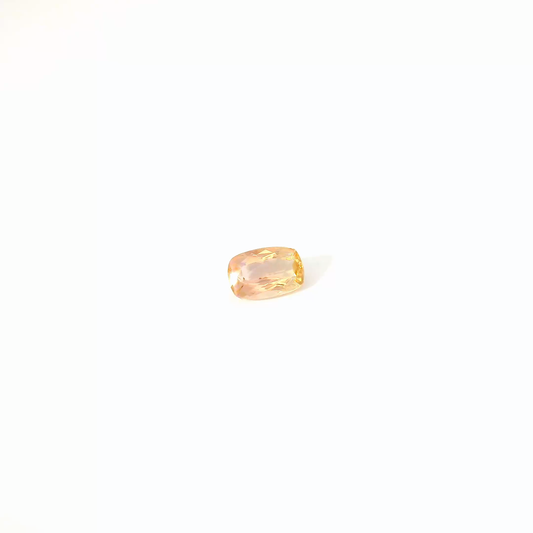 1.168卡帝王托帕石 / 1.168ct IMPERIAL TOPAZ Cushion Cut Gold