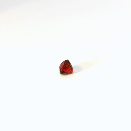 0.754卡紅尖晶石 / 0.754ct RED SPINEL Cushion cut Burma No Heat