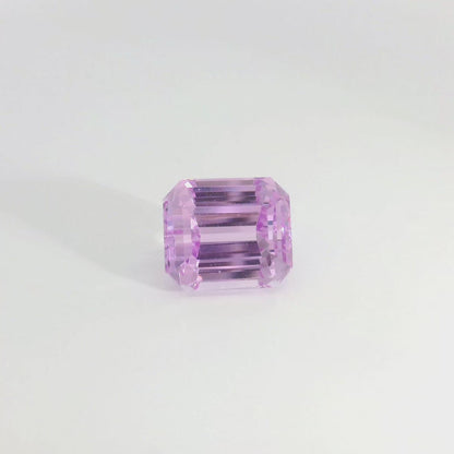 10.306ct KUNZITE Emerald Cut / 10.306卡紫鋰輝石