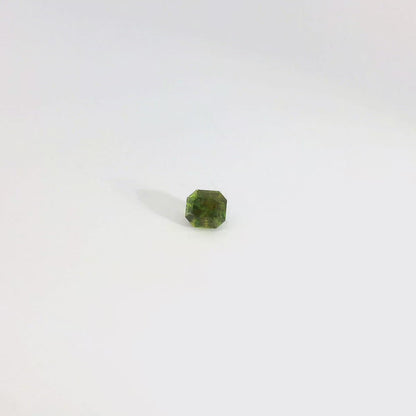 0.653卡巴基斯坦鉻榍石 / 0.653ct CHROME SPHENE Emerald Cut