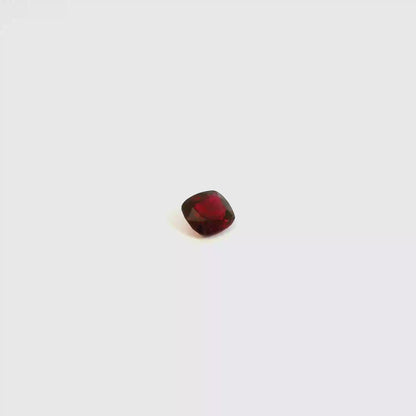 0.902卡紅尖晶石 / 0.902ct RED SPINEL Cushion cut Burma No Heat