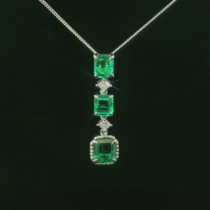 Elegant Emerald Pendant Necklace