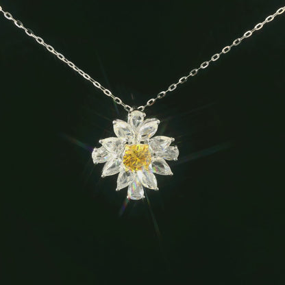 Exquisite Diamond Flower Ring