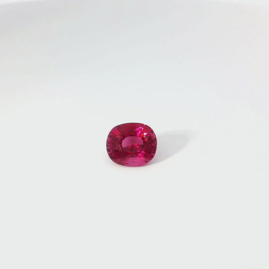 3.07卡粉紅尖晶石 / 3.07ct PINK SPINEL Oval Cut