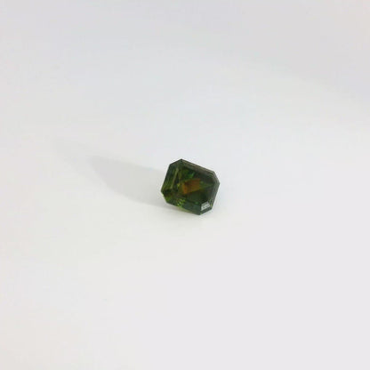 1.81卡巴基斯坦鉻榍石 / 1.81ct CHROME SPHENE Emerald Cut